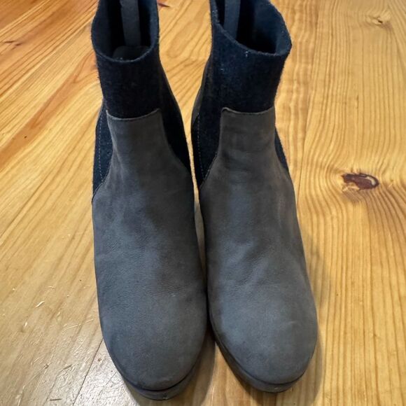 Eileen Fisher Women’s Suede Bootie Shoes US 6.5 Boot Gray Multi - Picture 2 of 12